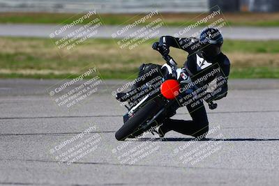 media/Jan-21-2023-Fastrack Riders (Sat) [[fcf3f88a30]]/Level 3/Session 4 Turn 6-Mountian Shot/